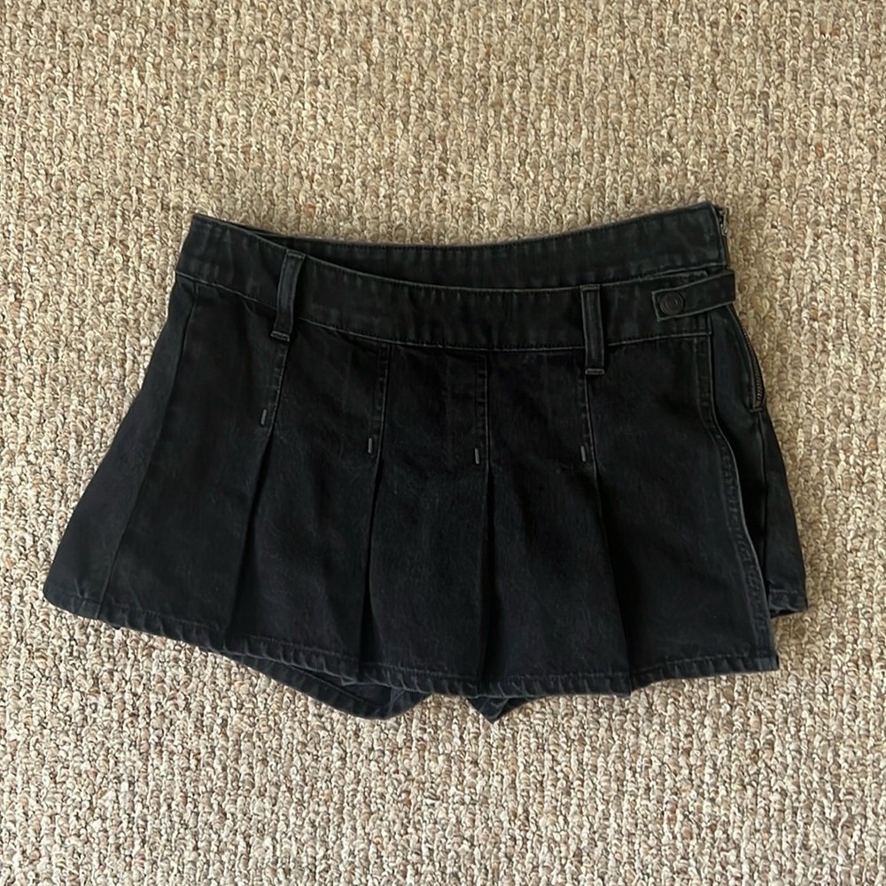 Free People NWOT Denim Pleated Skorts